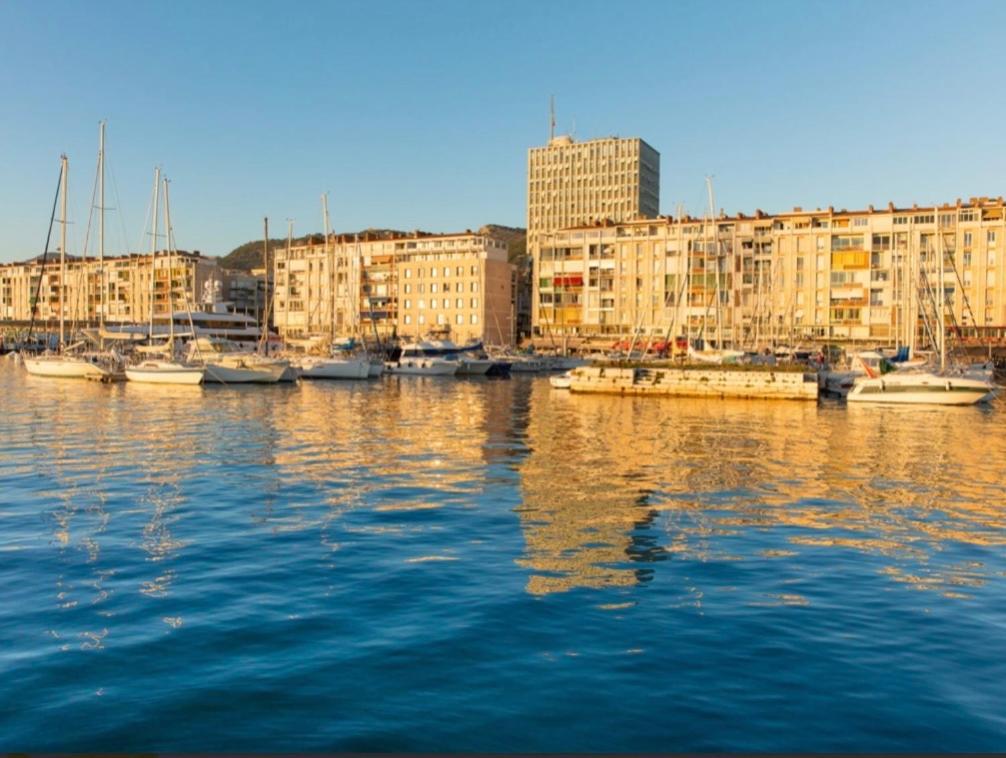 « Sahara » Deco Desert, Coeur De Ville De Toulon Bagian luar foto